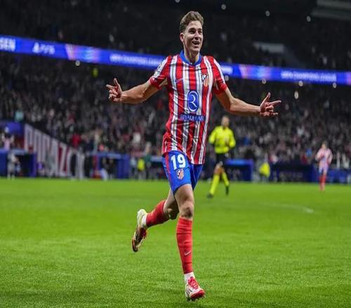 吉腾斯进球,格罗斯造点,多特与门兴,亚博体育,亚博体育官网,亚博体育app,亚博体育下载